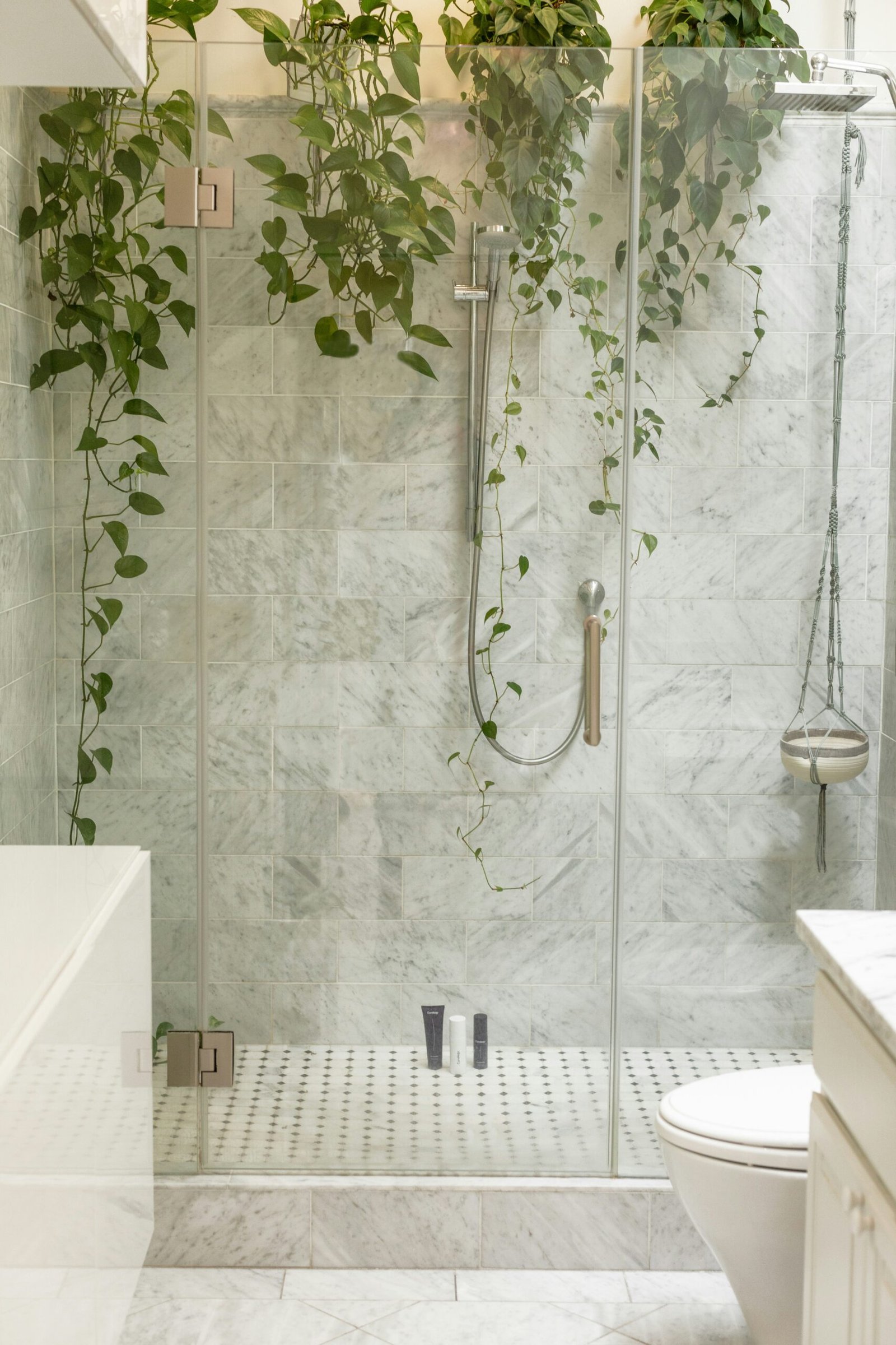 Read more about the article Choosing the Right And Best Material for Your Bathroom Walls: #1 Ceramic, #2Marble, and/or Beyond