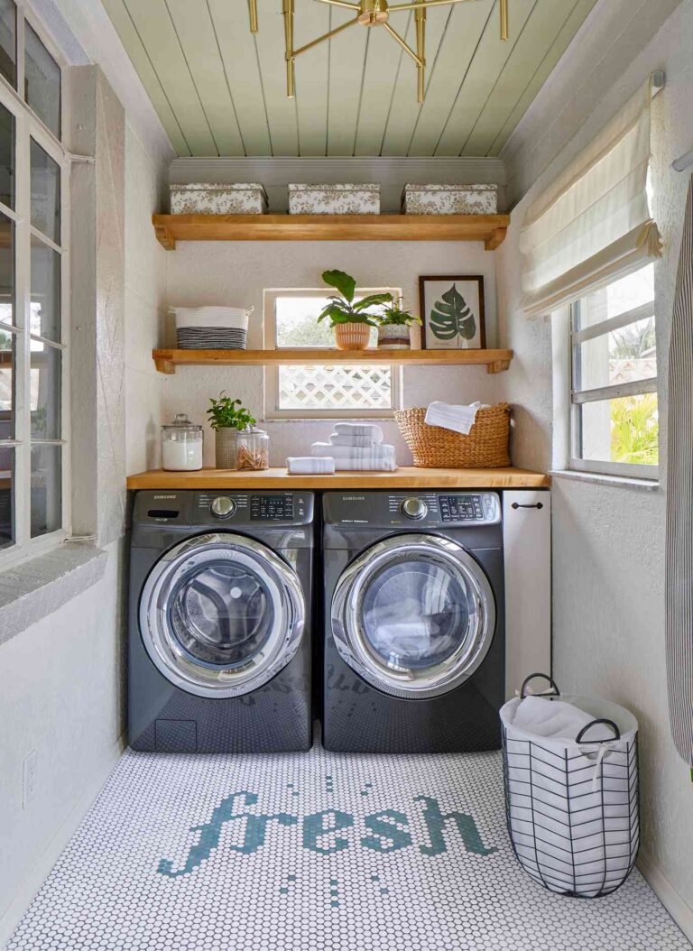 Transform Your Laundry Room: 5 Tips and Ideas for a More Efficient Space with Modern Technology