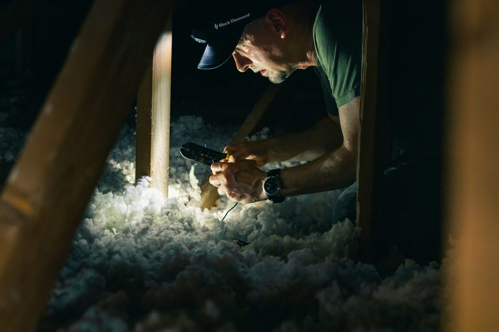 Read more about the article Exploring the Top 3 Insulation Types for Your Attic in the Midwest