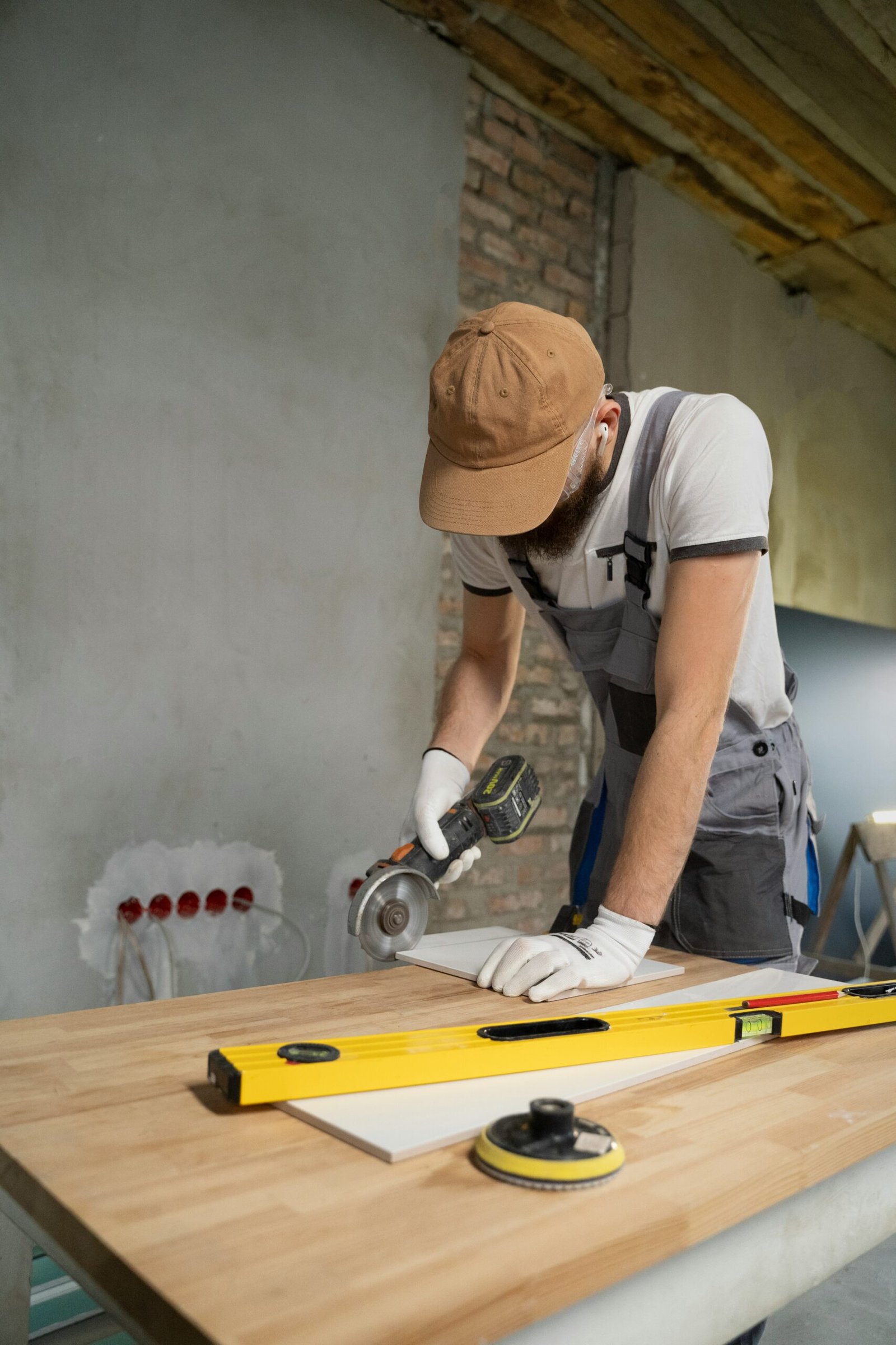 Read more about the article Maximizing Your Home’s Value: Top Renovations for 2025