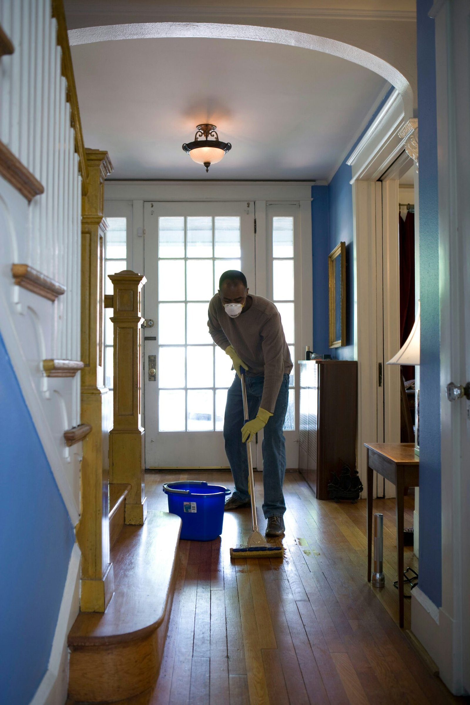 Read more about the article 3 Effective Ways to Keep Your Hardwood Floors Clean and Dust-Free: When to Call a Professional Cleaner