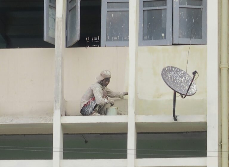 The Ultimate Guide to Exterior Paint Touch-Ups Before Winter