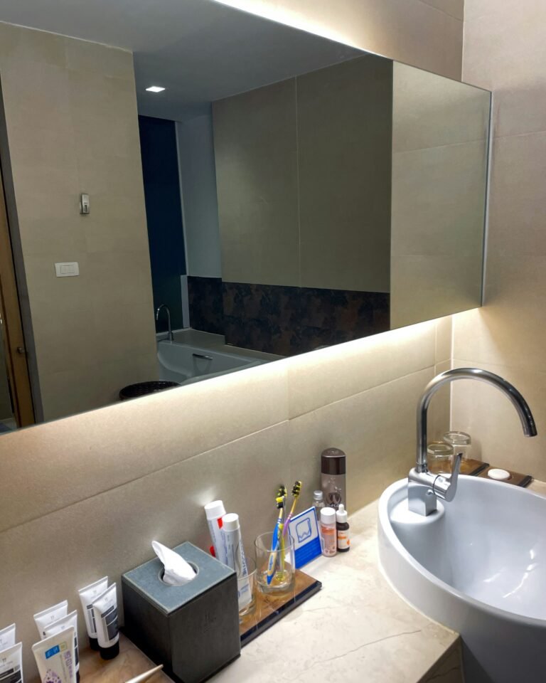 The Honest Home Stager’s Confessions: What Buyers Really Notice (And It’s Not What You Think)