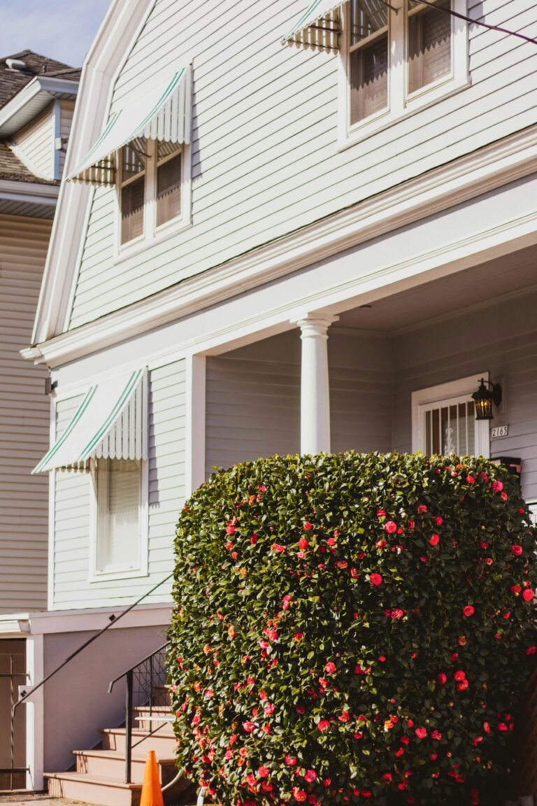 Painting Your Home’s Exterior: A Cost Comparison between Professional Services and DIY in Indianapolis 2026